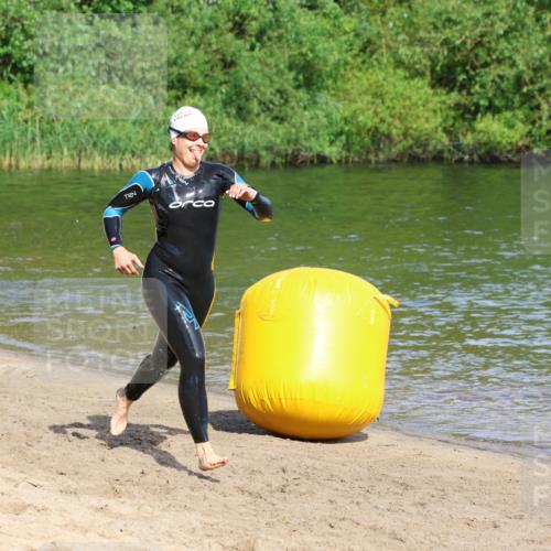 16.06.2024 - 26. Vierlanden-Triathlon Strokosch-Dieckow http://msf.ph/oto/6291132 16.06.2024 09:34:52 Schwimmen  meine-sportfotos.de