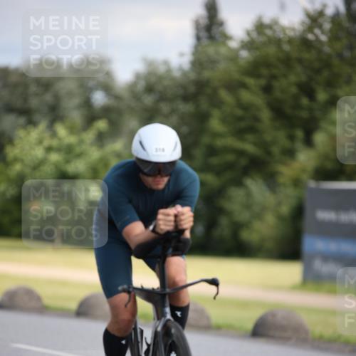 16.06.2024 - 26. Vierlanden-Triathlon Jannik Wohlers http://msf.ph/oto/6291180 16.06.2024 11:31:54 Radfahren 160, 318, 444, 514 meine-sportfotos.de