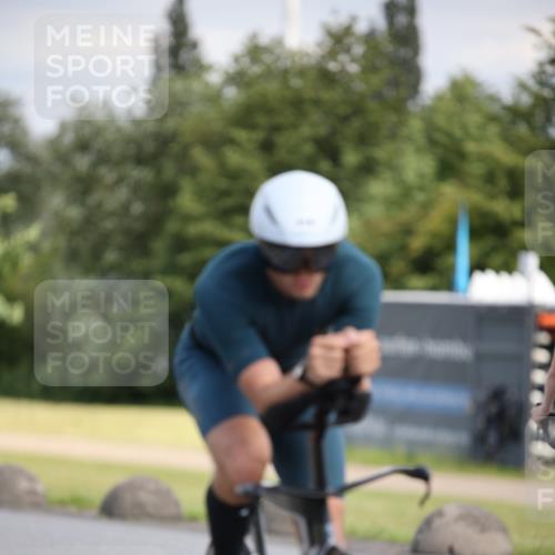 16.06.2024 - 26. Vierlanden-Triathlon Jannik Wohlers http://msf.ph/oto/6291213 16.06.2024 11:31:54 Radfahren 160, 318, 444, 514 meine-sportfotos.de