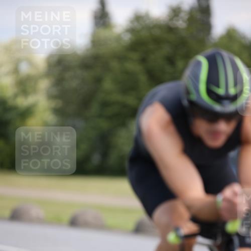 16.06.2024 - 26. Vierlanden-Triathlon Jannik Wohlers http://msf.ph/oto/6291276 16.06.2024 11:31:59 Radfahren 129, 160, 206, 318, 514, 525, 552 meine-sportfotos.de