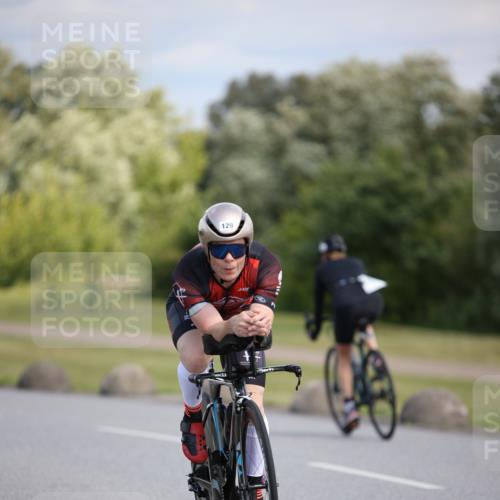16.06.2024 - 26. Vierlanden-Triathlon Jannik Wohlers http://msf.ph/oto/6291280 16.06.2024 11:32:01 Radfahren 129, 160, 206, 318, 514, 525, 552 meine-sportfotos.de