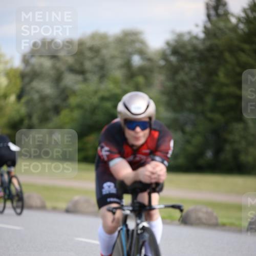 16.06.2024 - 26. Vierlanden-Triathlon Jannik Wohlers http://msf.ph/oto/6291300 16.06.2024 11:32:01 Radfahren 129, 160, 206, 318, 514, 525, 552 meine-sportfotos.de
