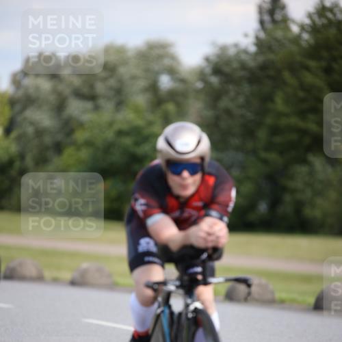 16.06.2024 - 26. Vierlanden-Triathlon Jannik Wohlers http://msf.ph/oto/6291302 16.06.2024 11:32:01 Radfahren 129, 160, 206, 318, 514, 525, 552 meine-sportfotos.de