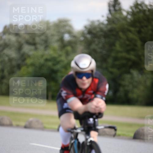 16.06.2024 - 26. Vierlanden-Triathlon Jannik Wohlers http://msf.ph/oto/6291304 16.06.2024 11:32:01 Radfahren 129, 160, 206, 318, 514, 525, 552 meine-sportfotos.de