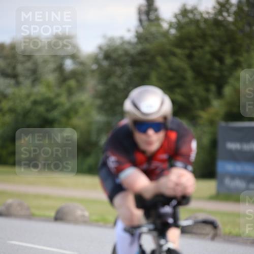 16.06.2024 - 26. Vierlanden-Triathlon Jannik Wohlers http://msf.ph/oto/6291311 16.06.2024 11:32:01 Radfahren 129, 160, 206, 318, 514, 525, 552 meine-sportfotos.de