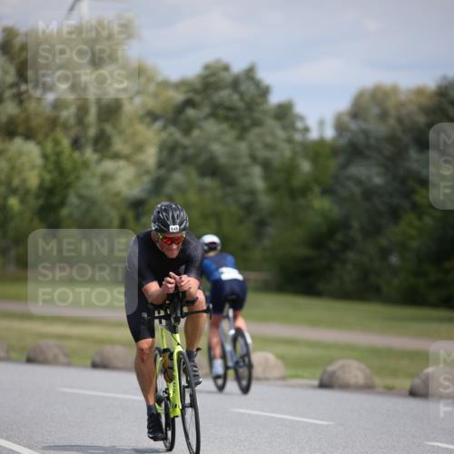 16.06.2024 - 26. Vierlanden-Triathlon Jannik Wohlers http://msf.ph/oto/6291315 16.06.2024 11:32:04 Radfahren 95, 129, 145, 206, 525, 552 meine-sportfotos.de