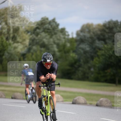 16.06.2024 - 26. Vierlanden-Triathlon Jannik Wohlers http://msf.ph/oto/6291325 16.06.2024 11:32:04 Radfahren 95, 129, 145, 206, 525, 552 meine-sportfotos.de