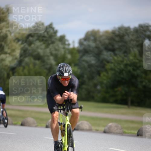 16.06.2024 - 26. Vierlanden-Triathlon Jannik Wohlers http://msf.ph/oto/6291336 16.06.2024 11:32:05 Radfahren 95, 129, 145, 206, 525, 552 meine-sportfotos.de