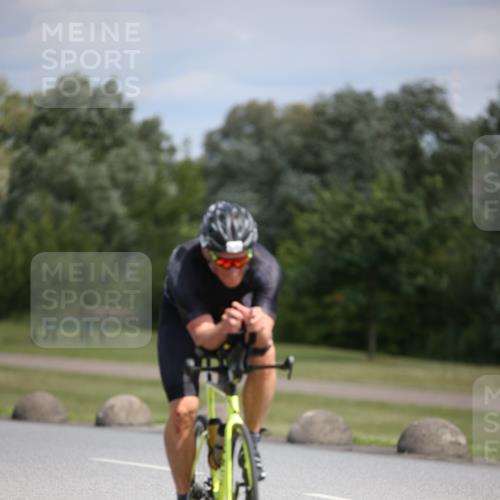 16.06.2024 - 26. Vierlanden-Triathlon Jannik Wohlers http://msf.ph/oto/6291344 16.06.2024 11:32:05 Radfahren 95, 129, 145, 206, 525, 552 meine-sportfotos.de