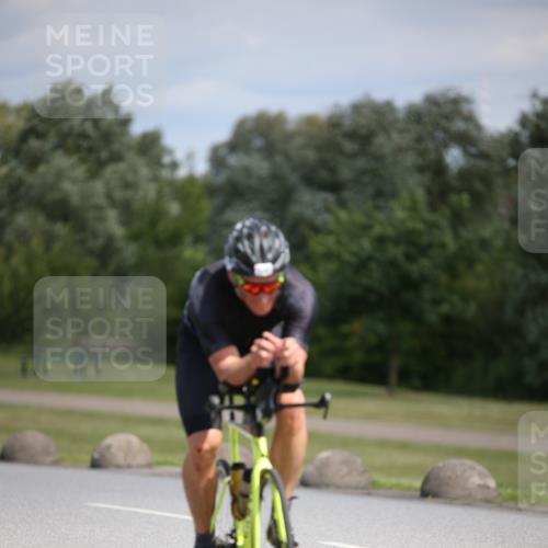 16.06.2024 - 26. Vierlanden-Triathlon Jannik Wohlers http://msf.ph/oto/6291347 16.06.2024 11:32:05 Radfahren 95, 129, 145, 206, 525, 552 meine-sportfotos.de