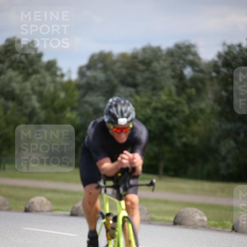 16.06.2024 - 26. Vierlanden-Triathlon Jannik Wohlers http://msf.ph/oto/6291351 16.06.2024 11:32:05 Radfahren 95, 129, 145, 206, 525, 552 meine-sportfotos.de