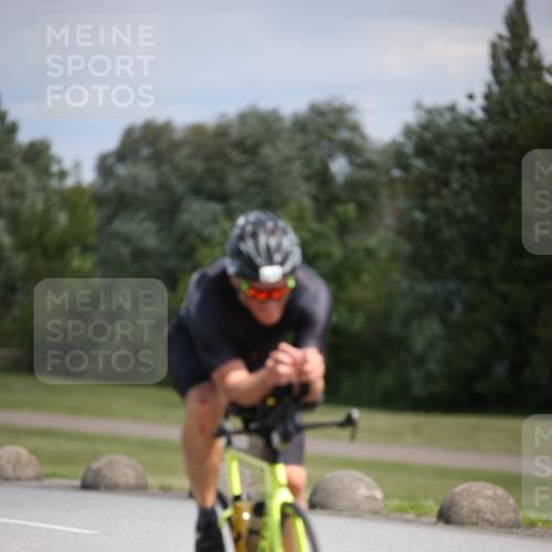 16.06.2024 - 26. Vierlanden-Triathlon Jannik Wohlers http://msf.ph/oto/6291358 16.06.2024 11:32:05 Radfahren 95, 129, 145, 206, 525, 552 meine-sportfotos.de