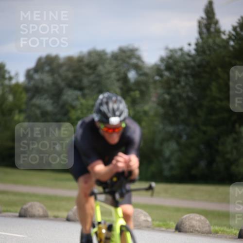16.06.2024 - 26. Vierlanden-Triathlon Jannik Wohlers http://msf.ph/oto/6291360 16.06.2024 11:32:05 Radfahren 95, 129, 145, 206, 525, 552 meine-sportfotos.de