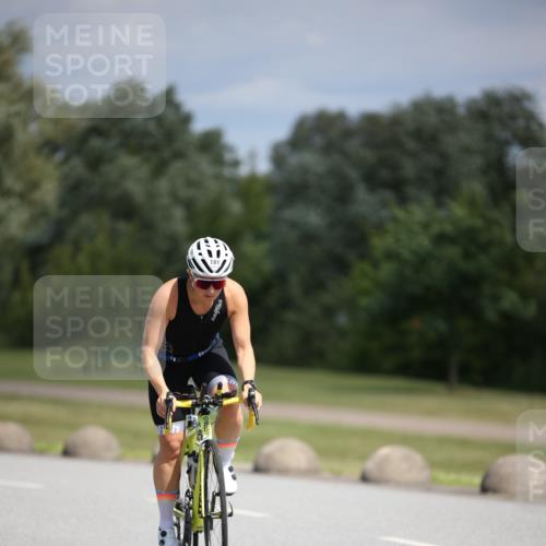 16.06.2024 - 26. Vierlanden-Triathlon Jannik Wohlers http://msf.ph/oto/6291421 16.06.2024 11:32:07 Radfahren 20, 90, 95, 129, 145, 181, 525 meine-sportfotos.de