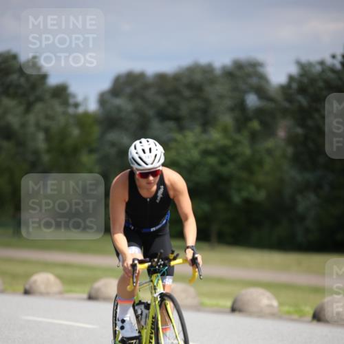 16.06.2024 - 26. Vierlanden-Triathlon Jannik Wohlers http://msf.ph/oto/6291461 16.06.2024 11:32:08 Radfahren 20, 90, 95, 129, 145, 181, 525 meine-sportfotos.de