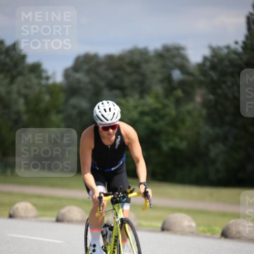 16.06.2024 - 26. Vierlanden-Triathlon Jannik Wohlers http://msf.ph/oto/6291465 16.06.2024 11:32:08 Radfahren 20, 90, 95, 129, 145, 181, 525 meine-sportfotos.de