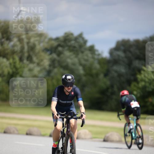 16.06.2024 - 26. Vierlanden-Triathlon Jannik Wohlers http://msf.ph/oto/6291513 16.06.2024 11:32:11 Radfahren 20, 90, 95, 145, 181, 192, 343 meine-sportfotos.de