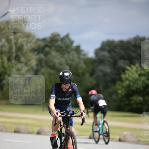 16.06.2024 - 26. Vierlanden-Triathlon Jannik Wohlers http://msf.ph/oto/6291520 16.06.2024 11:32:11 Radfahren 20, 90, 95, 145, 181, 192, 343 meine-sportfotos.de