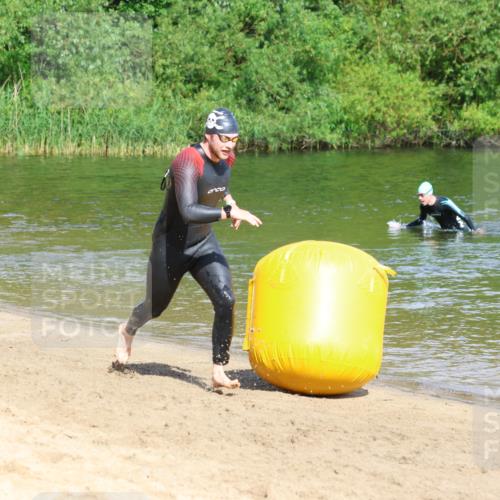 16.06.2024 - 26. Vierlanden-Triathlon Strokosch-Dieckow http://msf.ph/oto/6291574 16.06.2024 09:35:25 Schwimmen 25, 46, 25, 46 meine-sportfotos.de