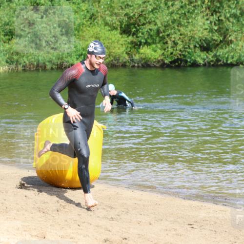 16.06.2024 - 26. Vierlanden-Triathlon Strokosch-Dieckow http://msf.ph/oto/6291602 16.06.2024 09:35:26 Schwimmen 25, 25 meine-sportfotos.de