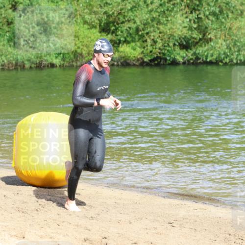16.06.2024 - 26. Vierlanden-Triathlon Strokosch-Dieckow http://msf.ph/oto/6291612 16.06.2024 09:35:26 Schwimmen 25, 25 meine-sportfotos.de