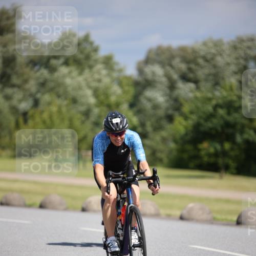 16.06.2024 - 26. Vierlanden-Triathlon Jannik Wohlers http://msf.ph/oto/6291773 16.06.2024 11:35:13 Radfahren 9, 95, 167, 191, 195, 268, 329, 411, 516 meine-sportfotos.de
