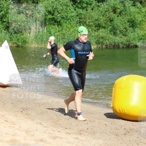 16.06.2024 - 26. Vierlanden-Triathlon Strokosch-Dieckow http://msf.ph/oto/6291890 16.06.2024 09:35:54 Schwimmen  meine-sportfotos.de