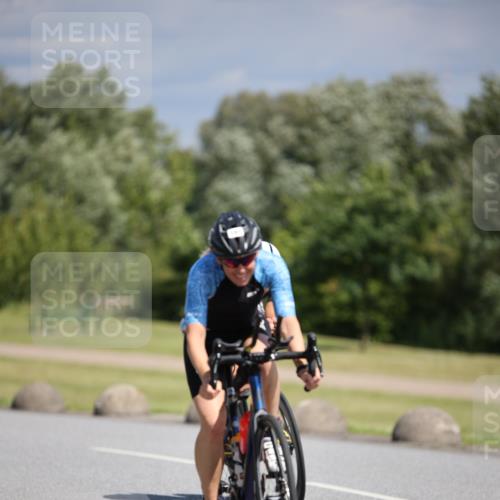 16.06.2024 - 26. Vierlanden-Triathlon Jannik Wohlers http://msf.ph/oto/6291902 16.06.2024 11:35:13 Radfahren 9, 95, 167, 191, 195, 268, 329, 411, 516 meine-sportfotos.de