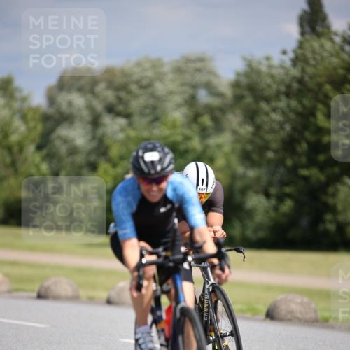 16.06.2024 - 26. Vierlanden-Triathlon Jannik Wohlers http://msf.ph/oto/6291936 16.06.2024 11:35:13 Radfahren 9, 95, 167, 191, 195, 268, 329, 411, 516 meine-sportfotos.de