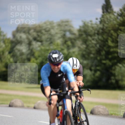 16.06.2024 - 26. Vierlanden-Triathlon Jannik Wohlers http://msf.ph/oto/6291939 16.06.2024 11:35:13 Radfahren 9, 95, 167, 191, 195, 268, 329, 411, 516 meine-sportfotos.de