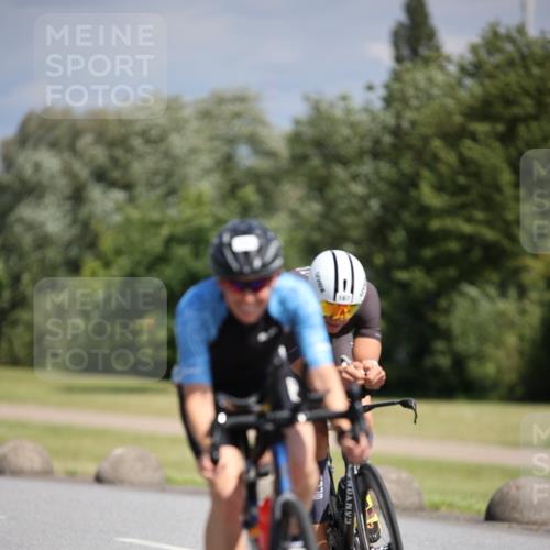 16.06.2024 - 26. Vierlanden-Triathlon Jannik Wohlers http://msf.ph/oto/6291942 16.06.2024 11:35:14 Radfahren 9, 95, 167, 191, 195, 268, 383, 411, 516 meine-sportfotos.de