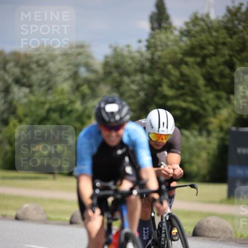 16.06.2024 - 26. Vierlanden-Triathlon Jannik Wohlers http://msf.ph/oto/6291948 16.06.2024 11:35:14 Radfahren 9, 95, 167, 191, 195, 268, 383, 411, 516 meine-sportfotos.de
