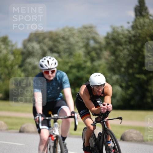 16.06.2024 - 26. Vierlanden-Triathlon Jannik Wohlers http://msf.ph/oto/6291978 16.06.2024 11:35:15 Radfahren 9, 61, 95, 167, 191, 195, 268, 383, 411, 516 meine-sportfotos.de