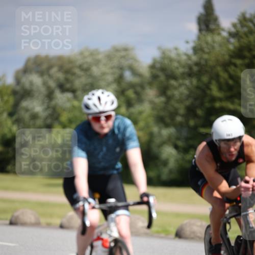16.06.2024 - 26. Vierlanden-Triathlon Jannik Wohlers http://msf.ph/oto/6291991 16.06.2024 11:35:16 Radfahren 61, 95, 167, 191, 195, 268, 318, 383, 411, 516 meine-sportfotos.de