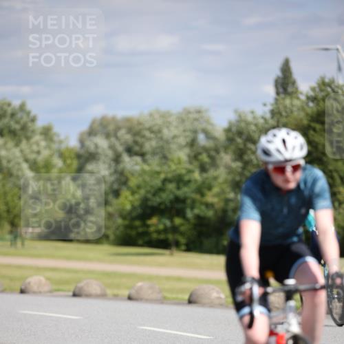 16.06.2024 - 26. Vierlanden-Triathlon Jannik Wohlers http://msf.ph/oto/6292010 16.06.2024 11:35:16 Radfahren 61, 95, 167, 191, 195, 268, 318, 383, 411, 516 meine-sportfotos.de
