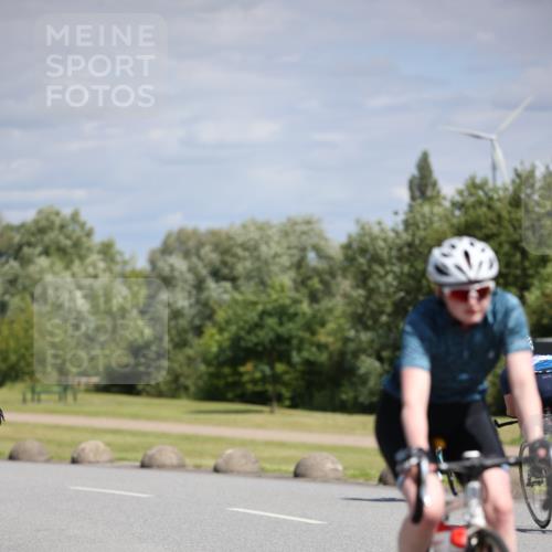 16.06.2024 - 26. Vierlanden-Triathlon Jannik Wohlers http://msf.ph/oto/6292014 16.06.2024 11:35:16 Radfahren 61, 95, 167, 191, 195, 268, 318, 383, 411, 516 meine-sportfotos.de