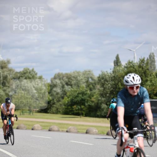 16.06.2024 - 26. Vierlanden-Triathlon Jannik Wohlers http://msf.ph/oto/6292016 16.06.2024 11:35:16 Radfahren 61, 95, 167, 191, 195, 268, 318, 383, 411, 516 meine-sportfotos.de
