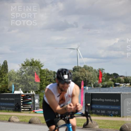 16.06.2024 - 26. Vierlanden-Triathlon Jannik Wohlers http://msf.ph/oto/6292097 16.06.2024 11:35:19 Radfahren 35, 61, 95, 129, 145, 167, 191, 195, 268, 318, 383, 411, 516 meine-sportfotos.de