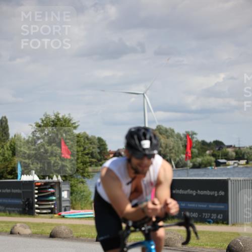 16.06.2024 - 26. Vierlanden-Triathlon Jannik Wohlers http://msf.ph/oto/6292098 16.06.2024 11:35:19 Radfahren 35, 61, 95, 129, 145, 167, 191, 195, 268, 318, 383, 411, 516 meine-sportfotos.de
