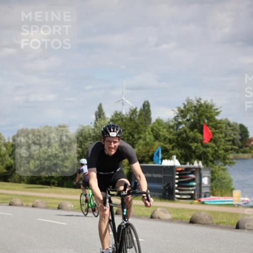 16.06.2024 - 26. Vierlanden-Triathlon Jannik Wohlers http://msf.ph/oto/6292123 16.06.2024 11:35:29 Radfahren 35, 97, 129, 145, 218, 267, 496, 528 meine-sportfotos.de
