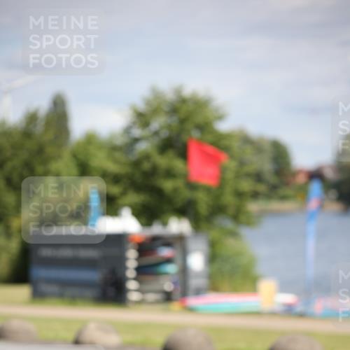 16.06.2024 - 26. Vierlanden-Triathlon Jannik Wohlers http://msf.ph/oto/6292231 16.06.2024 11:35:36 Radfahren 243, 266, 267, 314, 351 meine-sportfotos.de