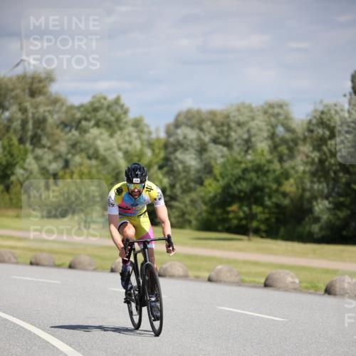 16.06.2024 - 26. Vierlanden-Triathlon Jannik Wohlers http://msf.ph/oto/6292286 16.06.2024 11:35:43 Radfahren 243, 336, 339, 351 meine-sportfotos.de
