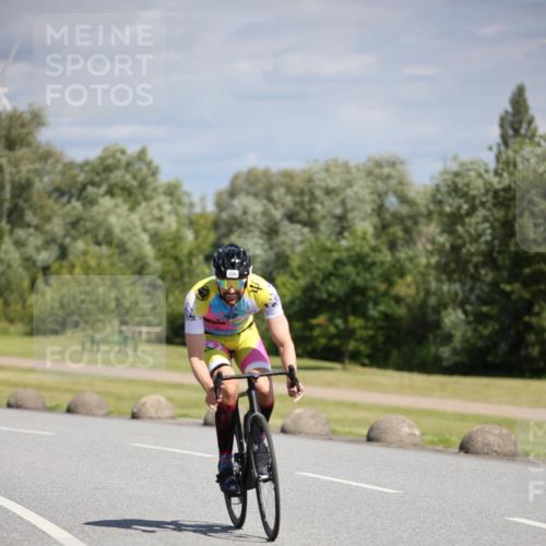 16.06.2024 - 26. Vierlanden-Triathlon Jannik Wohlers http://msf.ph/oto/6292307 16.06.2024 11:35:43 Radfahren 243, 336, 339, 351 meine-sportfotos.de