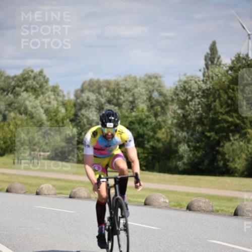 16.06.2024 - 26. Vierlanden-Triathlon Jannik Wohlers http://msf.ph/oto/6292324 16.06.2024 11:35:44 Radfahren 181, 243, 336, 339, 351 meine-sportfotos.de