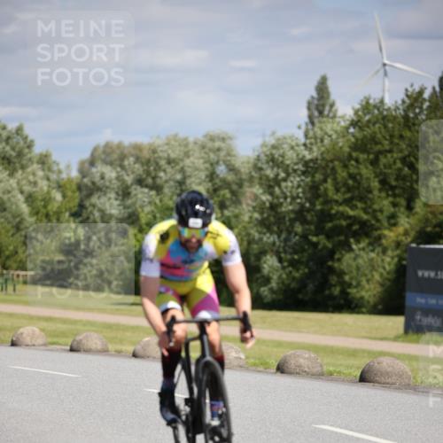 16.06.2024 - 26. Vierlanden-Triathlon Jannik Wohlers http://msf.ph/oto/6292339 16.06.2024 11:35:44 Radfahren 181, 243, 336, 339, 351 meine-sportfotos.de