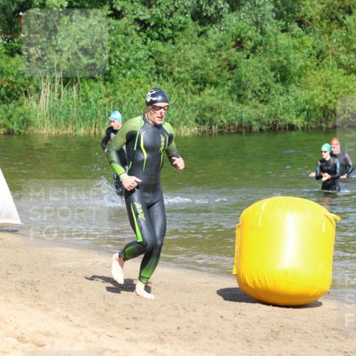 16.06.2024 - 26. Vierlanden-Triathlon Strokosch-Dieckow http://msf.ph/oto/6292362 16.06.2024 09:36:40 Schwimmen 61, 108, 61, 108 meine-sportfotos.de