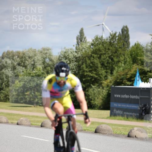 16.06.2024 - 26. Vierlanden-Triathlon Jannik Wohlers http://msf.ph/oto/6292373 16.06.2024 11:35:44 Radfahren 181, 243, 336, 339, 351 meine-sportfotos.de