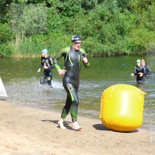 16.06.2024 - 26. Vierlanden-Triathlon Strokosch-Dieckow http://msf.ph/oto/6292376 16.06.2024 09:36:40 Schwimmen 61, 108, 61, 108 meine-sportfotos.de