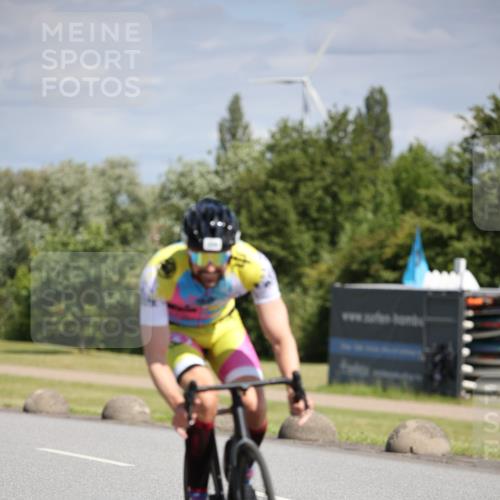 16.06.2024 - 26. Vierlanden-Triathlon Jannik Wohlers http://msf.ph/oto/6292384 16.06.2024 11:35:44 Radfahren 181, 243, 336, 339, 351 meine-sportfotos.de