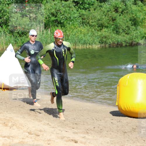 16.06.2024 - 26. Vierlanden-Triathlon Strokosch-Dieckow http://msf.ph/oto/6292538 16.06.2024 09:36:52 Schwimmen 99, 122, 99, 122 meine-sportfotos.de